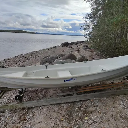 Koliwood B * Kolinkylä